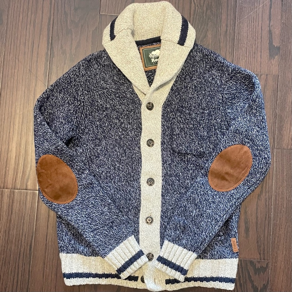 Almost brand new Roots wool blend cardigan